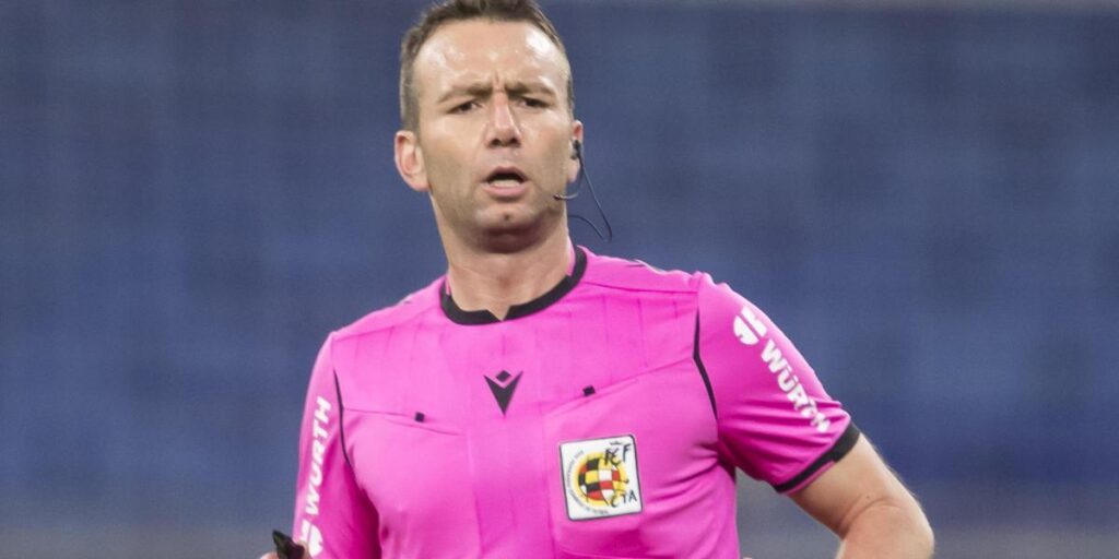 Jaume Nogués, director deportivo del Andorra, llamó "corrupto" al árbitro