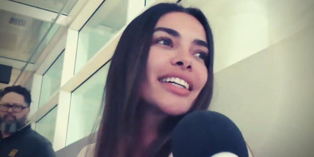 Joana Sanz reaparece muy sonriente tras confirmar su ruptura con Dani Alves