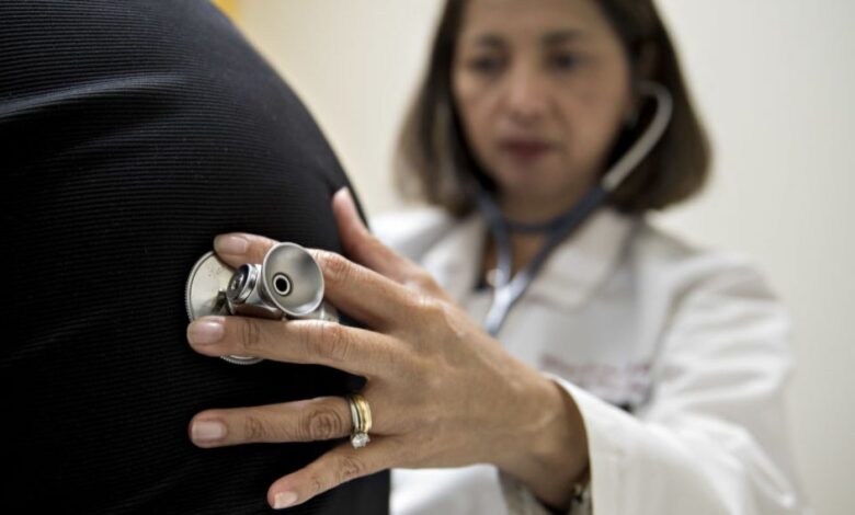 Juez federal bloquea provisión de Obamacare que requiere cobertura del cuidado preventivo