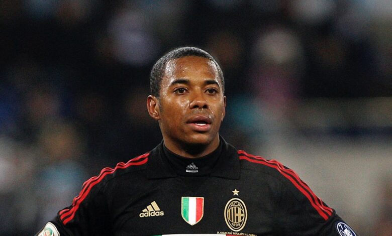 Justicia brasileña retiene el pasaporte de Robinho por su condena en Italia
