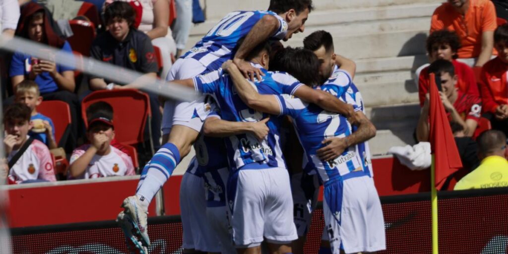 La Real mantiene la ventaja de tres puntos sobre el quinto