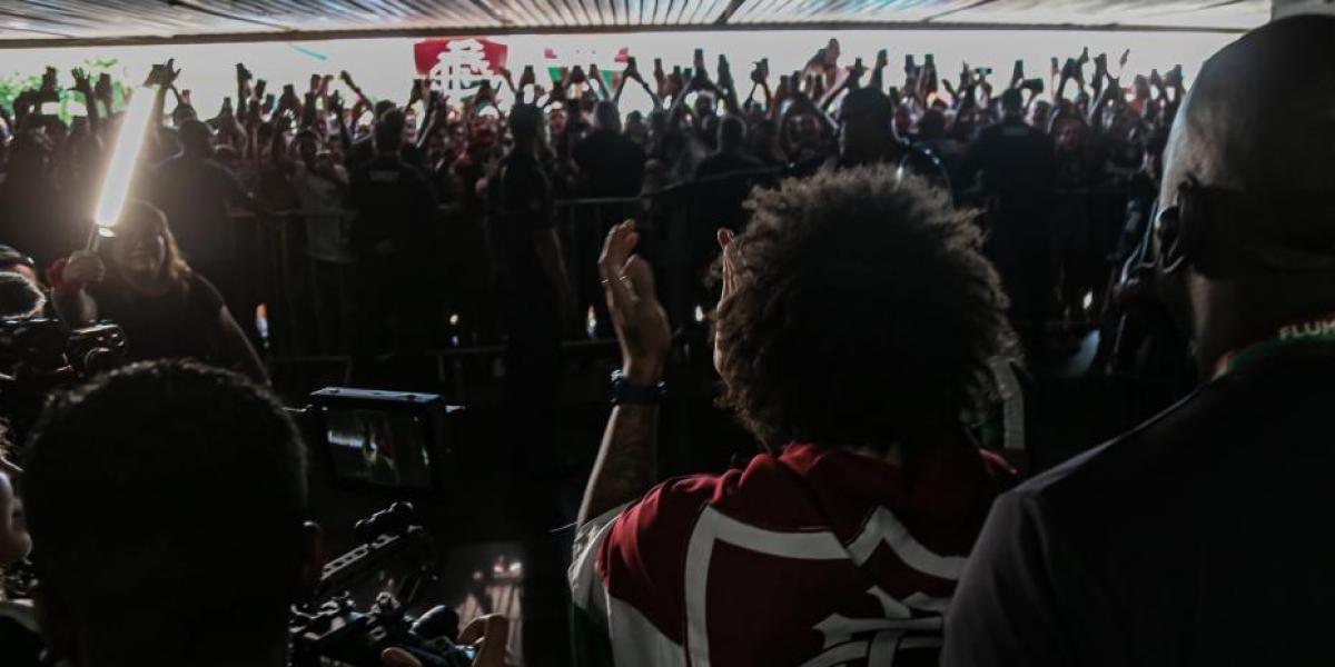 La afición del Fluminense enloquece con Marcelo