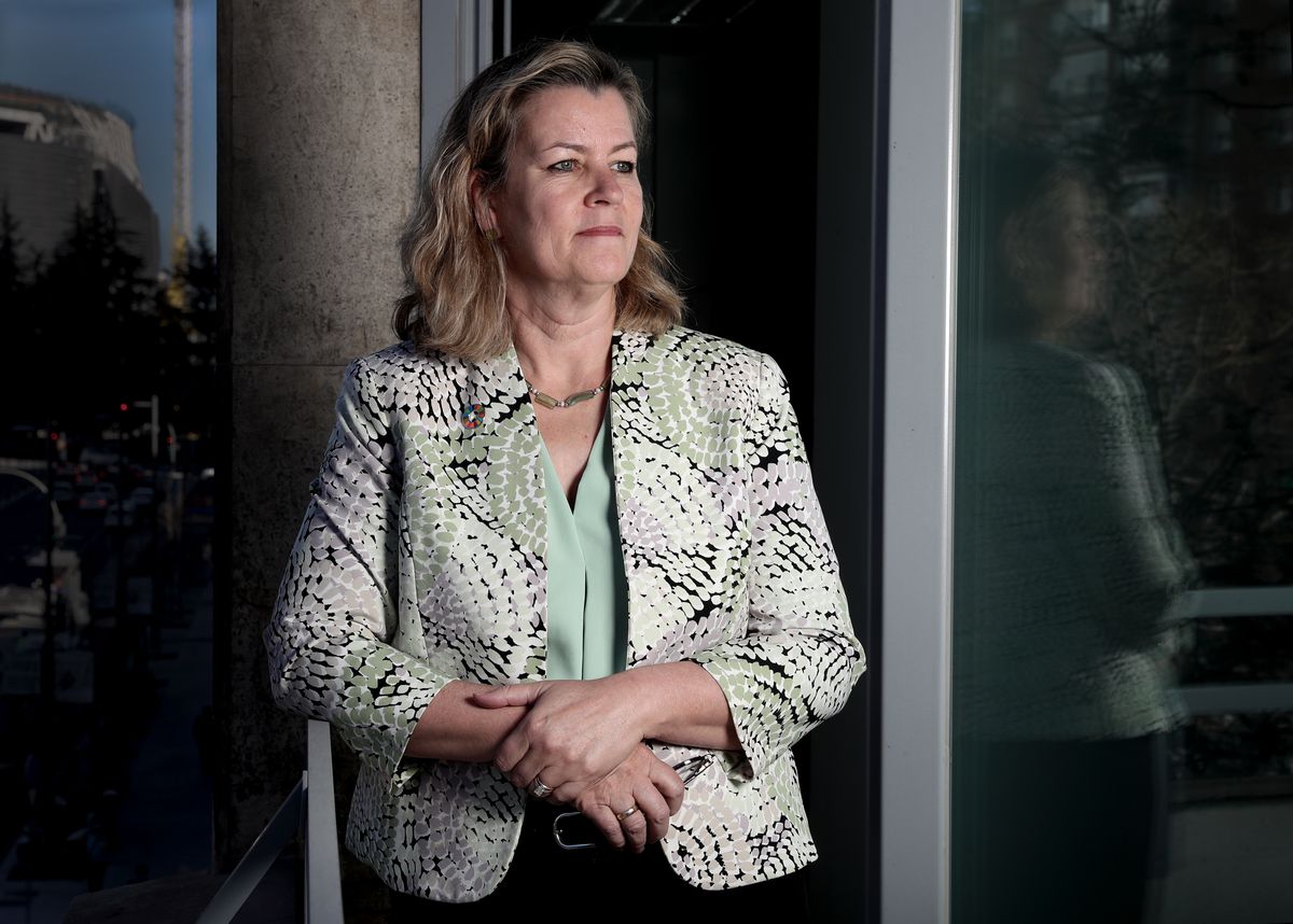 La alta comisionada adjunta de ACNUR: “La desigualdad de género está en la raíz de algunos de los peores efectos de las guerras”