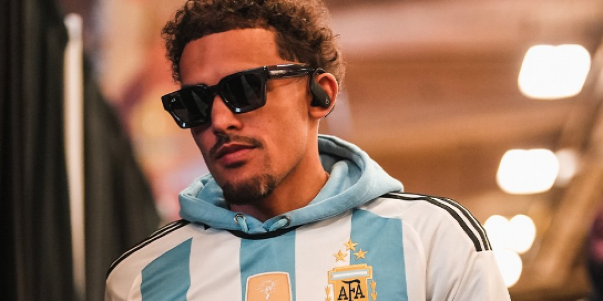 La estrella de la NBA que se presenta a un partido con la camiseta de Messi