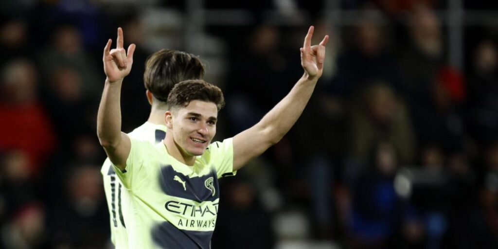 La firma del nuevo contrato de Julián Álvarez ya tiene fecha