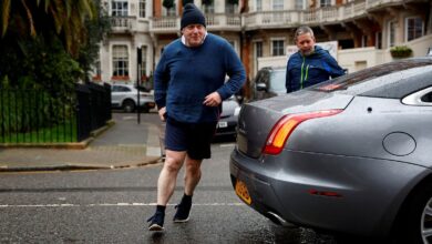 La penúltima batalla de Boris Johnson: niega que pretendiera mentir al Parlamento sobre las fiestas prohibidas en el confinamiento