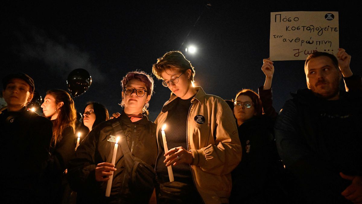 La tercera jornada de protestas por el accidente de tren en Grecia eleva la presión sobre el Gobierno del país
