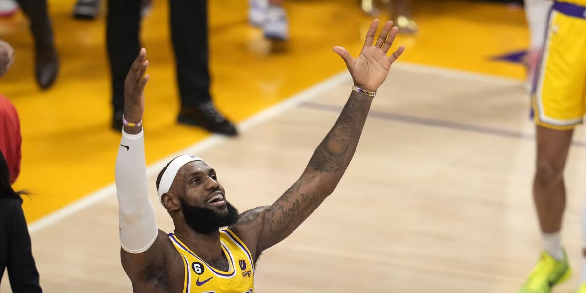 LeBron James reaparece por sorpresa: vuelve a jugar esta noche en el Lakers-Bulls