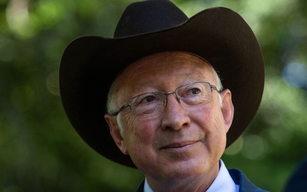 Llama Ken Salazar a desmantelar cárteles en Tamaulipas