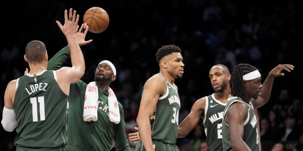 Los Bucks, imbatidos e imbatibles con o sin Anteto