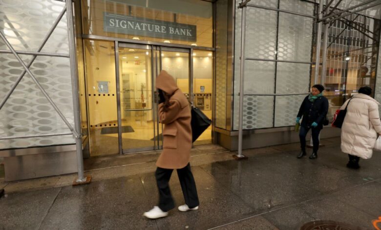Los colapsos bancarios en EEUU y cómo podrían afectar a los contribuyentes