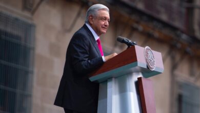 Los personajes que acompañaron a AMLO en el Zócalo: Gabinete, 'corcholatas' y políticos