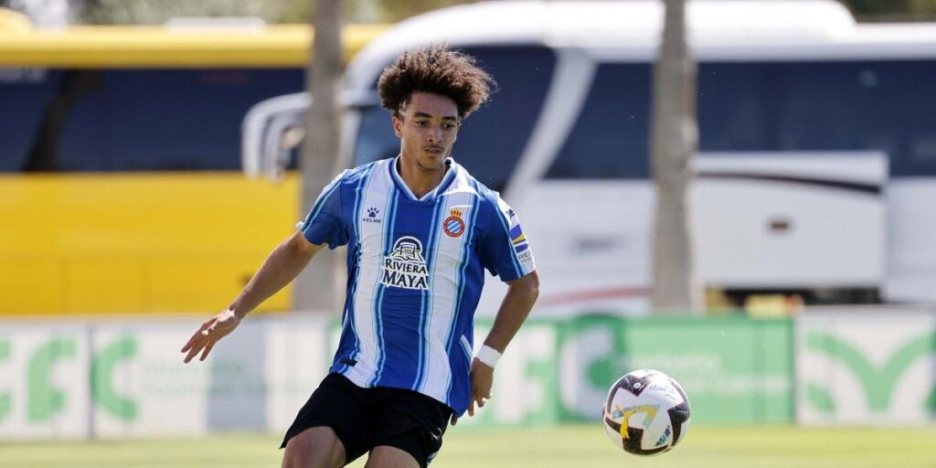 Luca Koleosho y su curioso récord