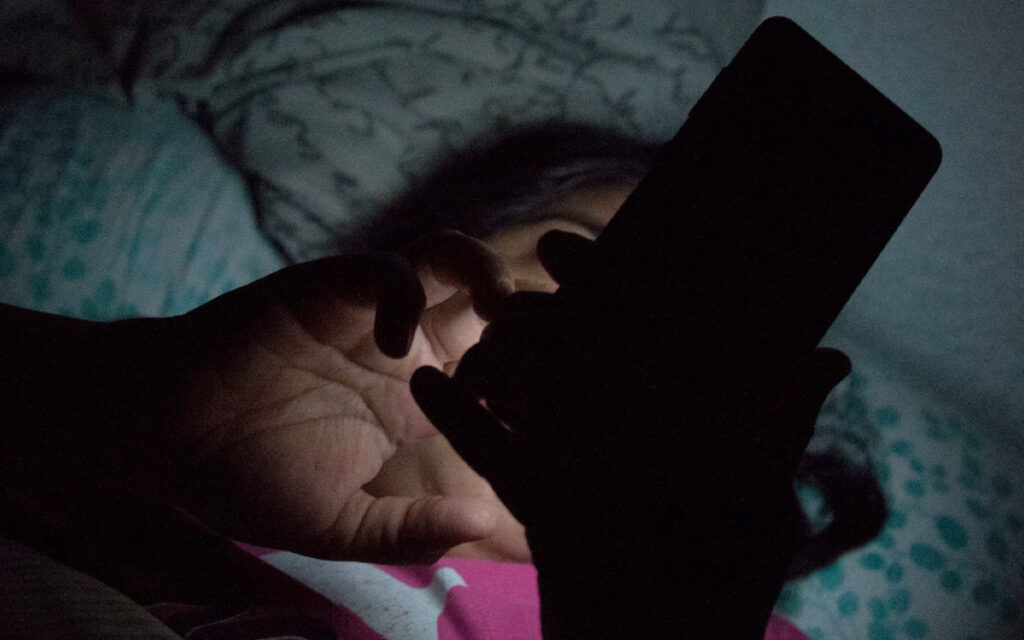 Machismo en nuevas tecnologías frena la igualdad: ONU