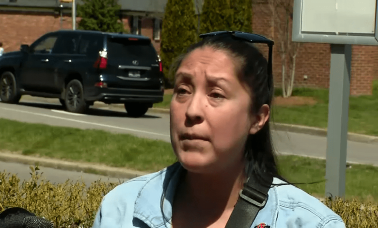 Madre de Highland Park de visita por Nashville suplica por un alto a la violencia armada
