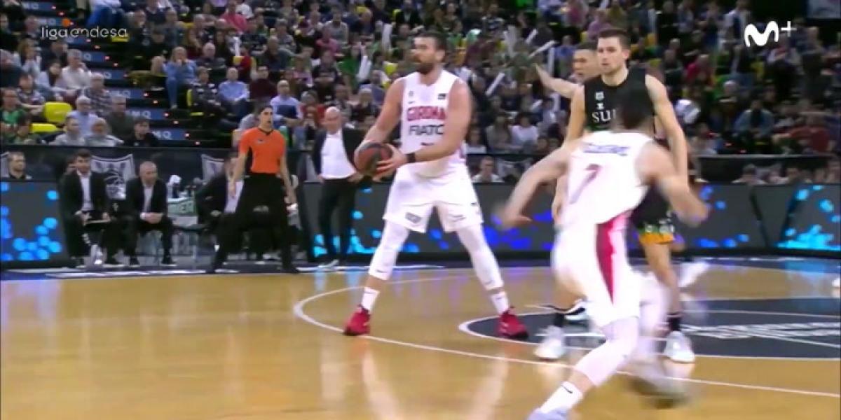 Marc Gasol no pierde la magia: 'bombita a la Navarro' ¡desde 6 metros y medio!