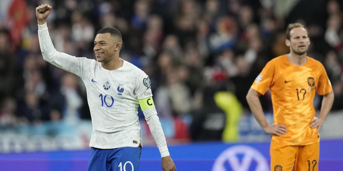 Mbappé y Griezmann amargan el regreso de Koeman