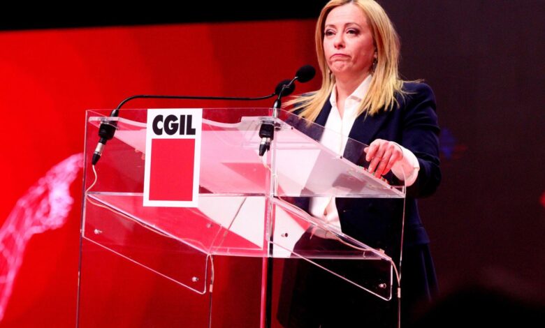 Meloni desafía a la izquierda y comparece en el congreso del mayor sindicato de Italia