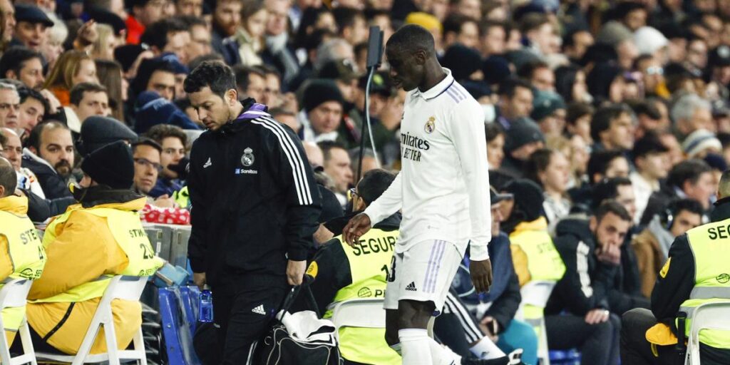 Mendy ve la luz al final del túnel