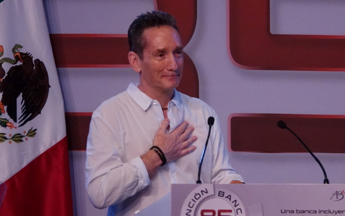 México 'solo verá pasar' la crisis financiera: ABM