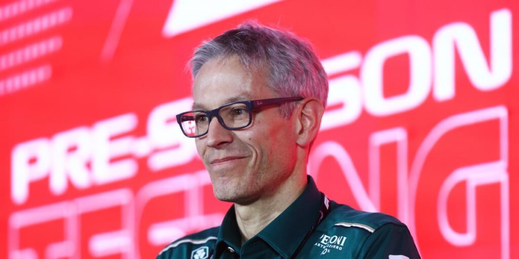 Mike Krack: "La energía que trae Alonso al equipo es increíble"