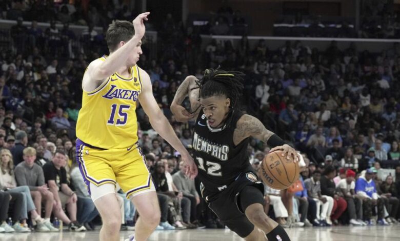 Morant se aprovecha de los Lakers con un tercer cuarto espectacular