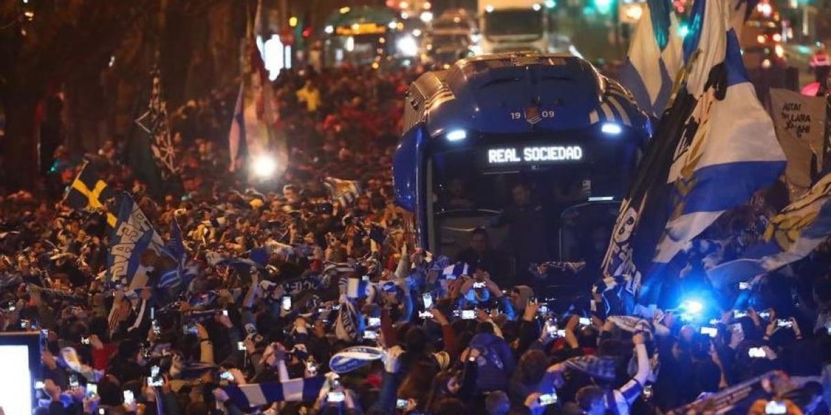 Multitudinario partido 100 en Europa para la Real