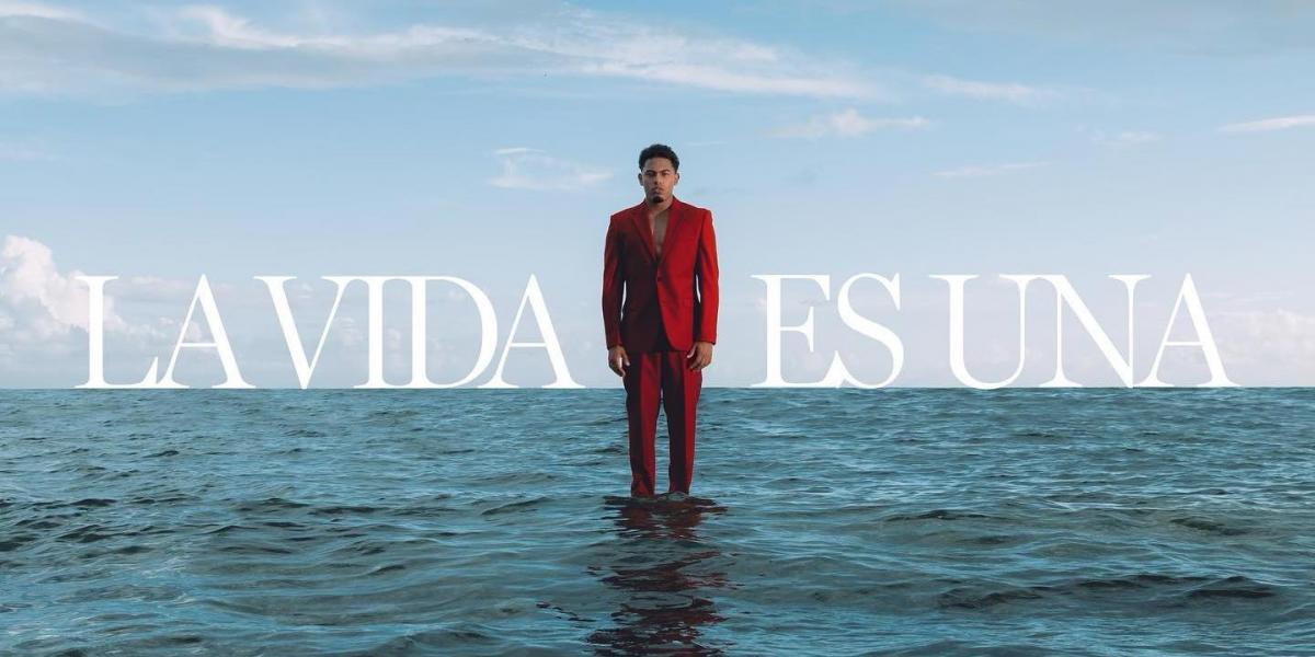 Myke Towers anuncia nuevo álbum, 'La vida es una'