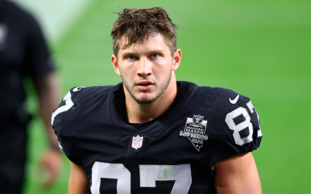 NFL: Foster Moreau abandona los emparrillados para luchar contra el cáncer