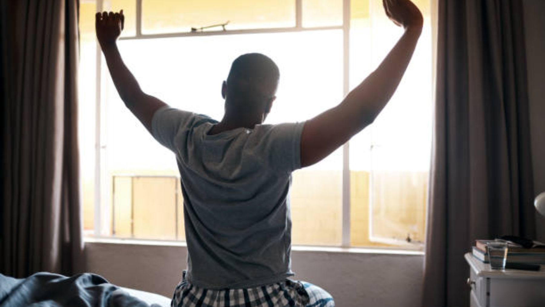 No vuelvas a hacer esto al levantarte de la cama: es peligroso