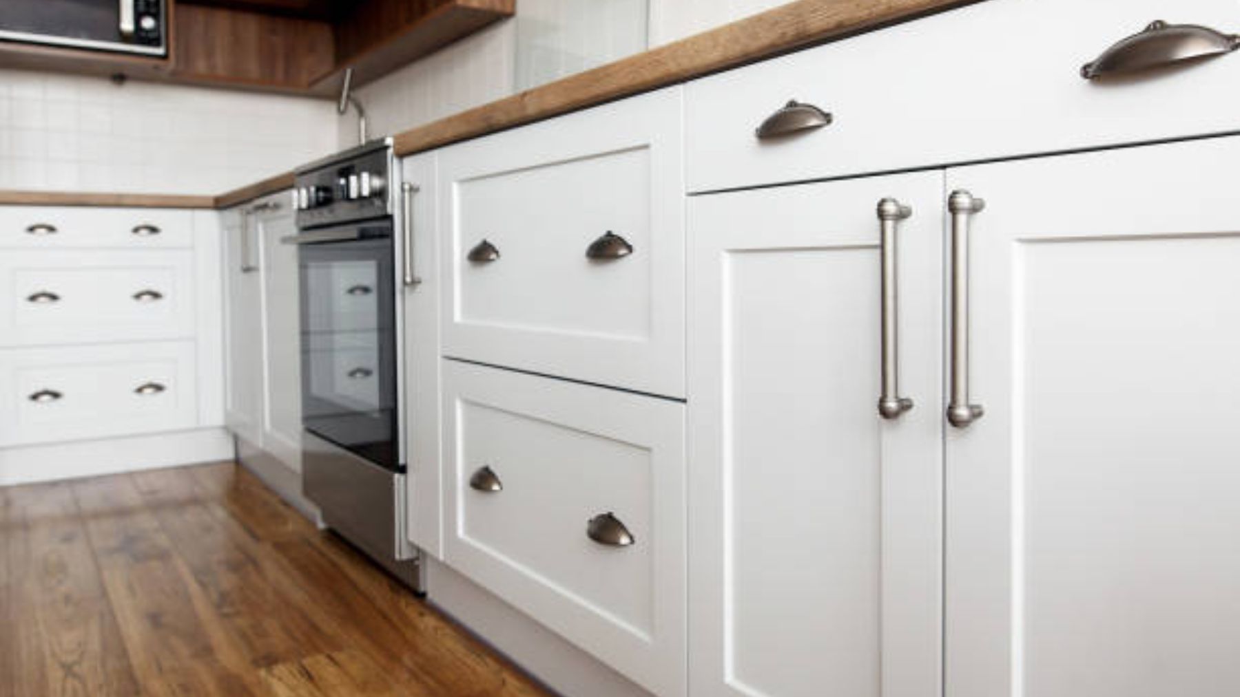 Nunca dejes estas cosas debajo del fregadero de la cocina