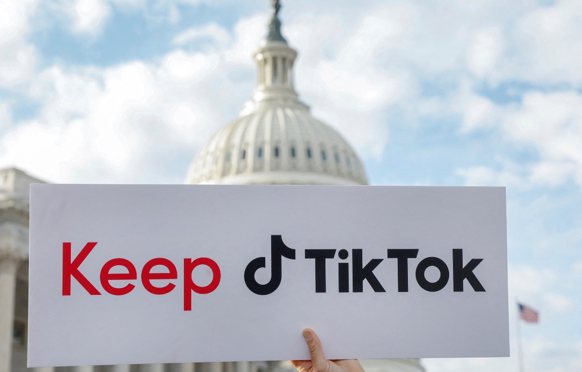 Nunca pedimos a TikTok violar leyes para recabar datos: China