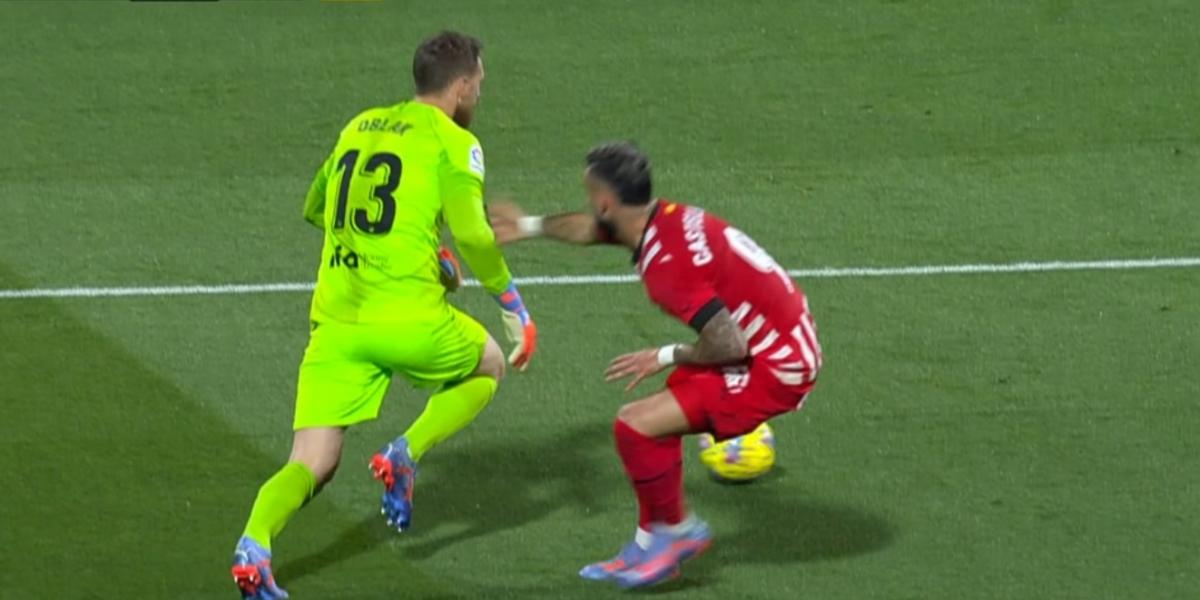 Oblak quiere que a alguien le dé un ataque al corazón: ¡Vaya recorte se inventó en el área!