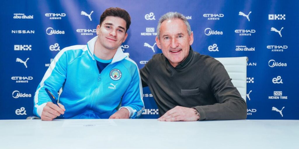 Oficial: Julián Álvarez renueva por el City