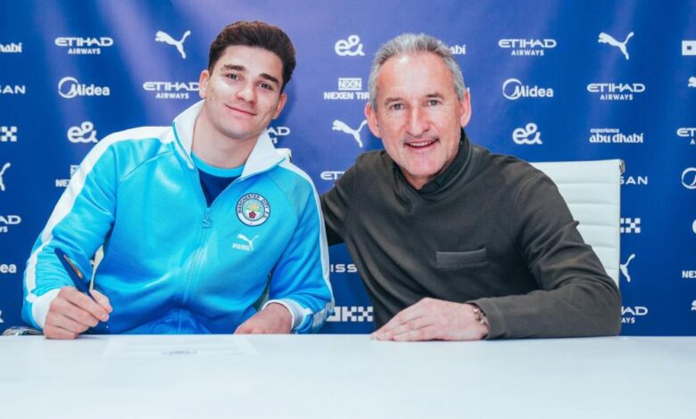 Oficial: Julián Álvarez renueva por el City