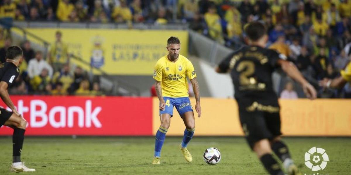 Pejiño, la amenaza de Las Palmas que llega en su mejor momento al derbi
