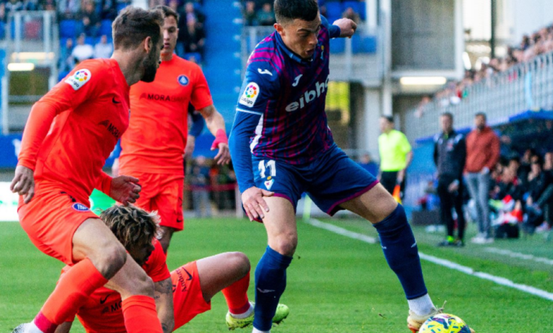 Puntazo del Andorra ante un Eibar líder