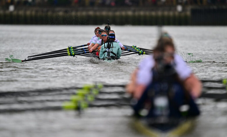 Remo: Cambridge se impone a Oxford es la tradicional regata sobre el Támesis | Video