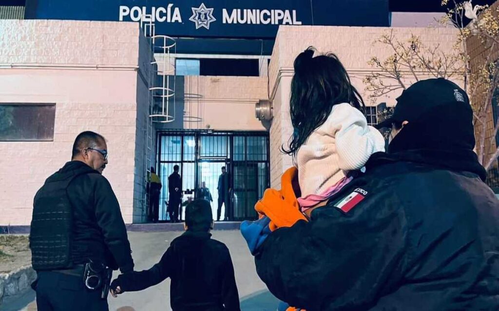 Rescatan a dos infantes guatemaltecos abandonados en Ciudad Juárez