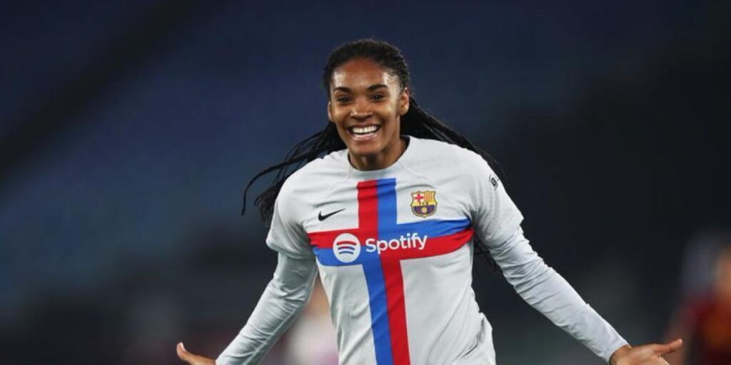 Salma: "Visualizo el gol en el Camp Nou, hay que hacerlo para que pase"