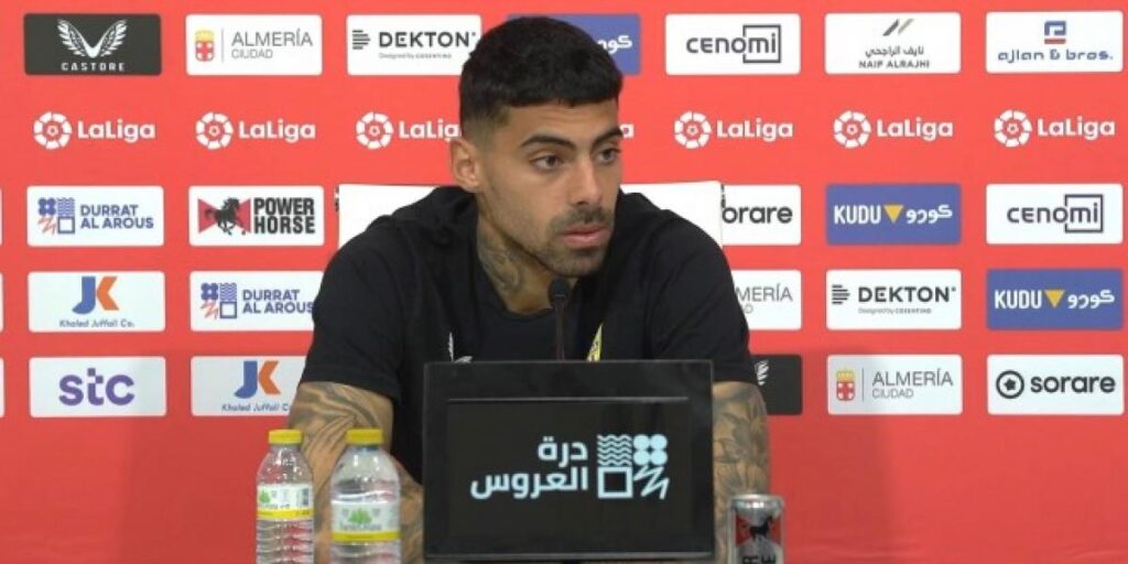 Samú Costa pone 'los pies en la tierra' tras ganar al Barça