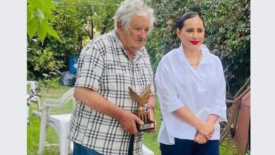 Sandra Cuevas viaja a Uruguay para visitar a Pepe Mujica