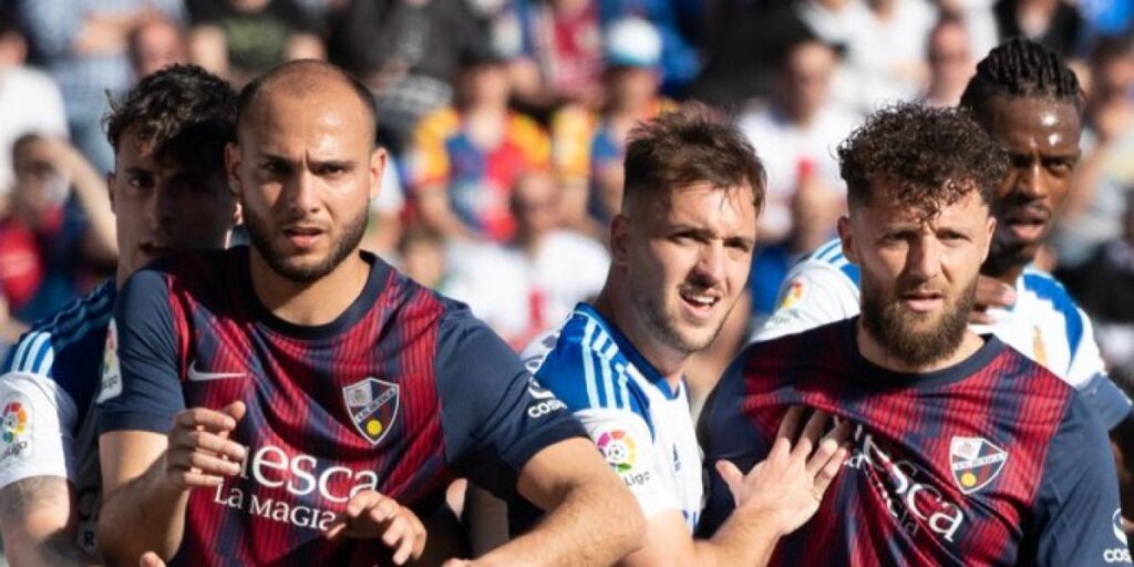 Tablas en un derbi aragonés con poco fútbol