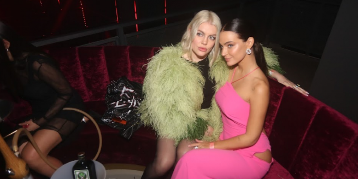 Todas las imágenes del 'fiestón' que Vicio organizó anoche para los famosos