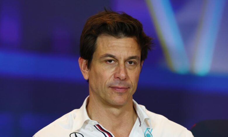 Toto Wolff: "Estamos avanzando a toda máquina con el coche"