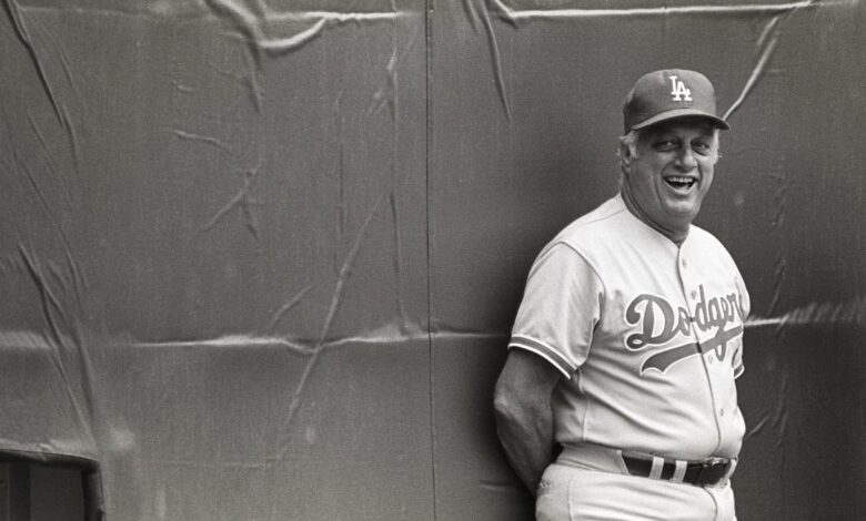 Tramo de la autopista 5 llevará el nombre de Tommy Lasorda