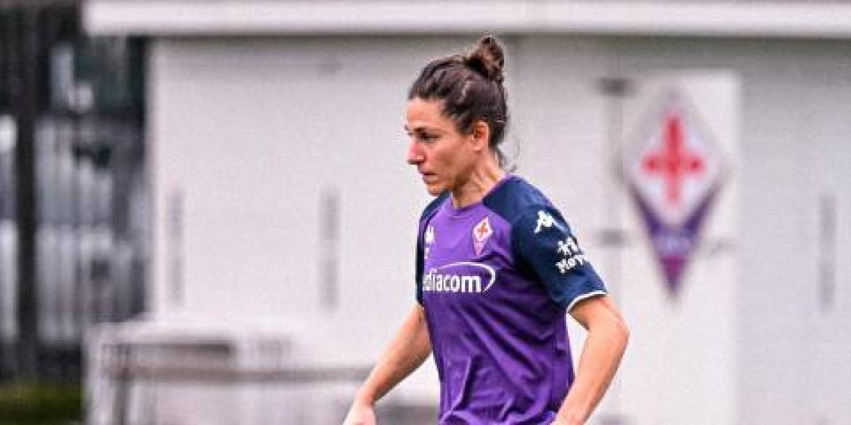 Un doblete de penalti de Vero Boquete da el empate al Fiorentina en Milán