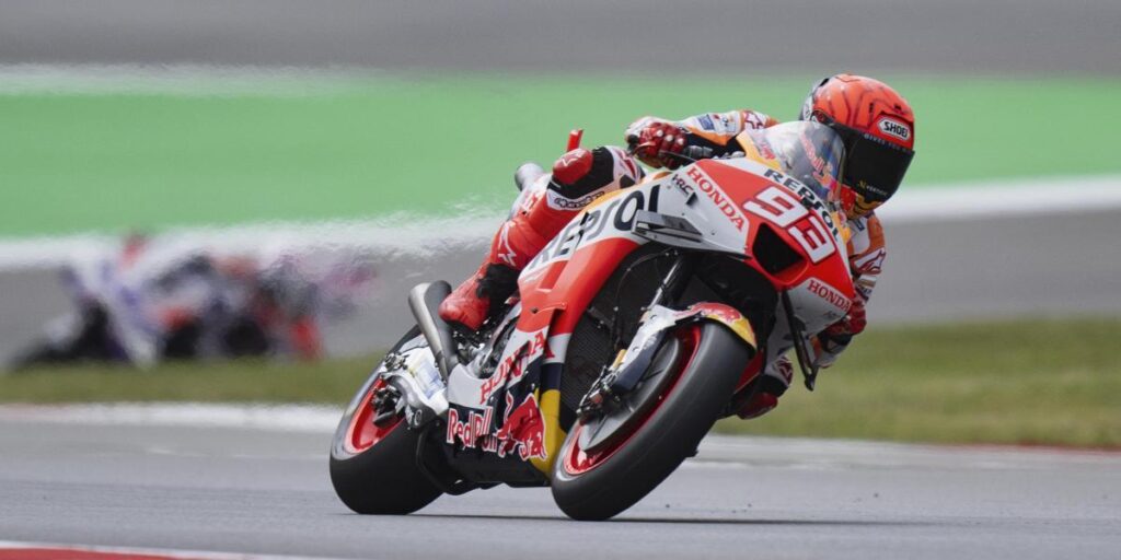 Un giro increíble da a Marc Márquez la primera pole del año que vale doble
