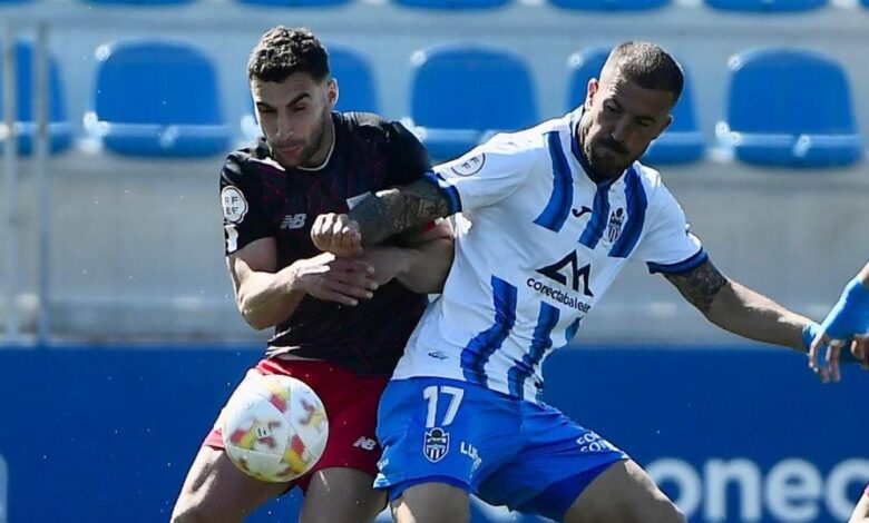 Un sentenciado Bilbao Athletic da vida al Atlético Baleares