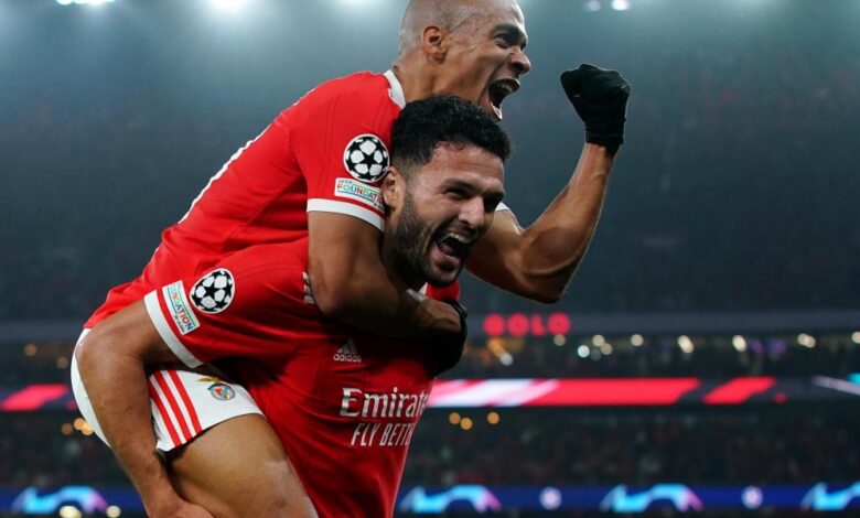 Una espectacular manita sitúa otra vez al Benfica en cuartos